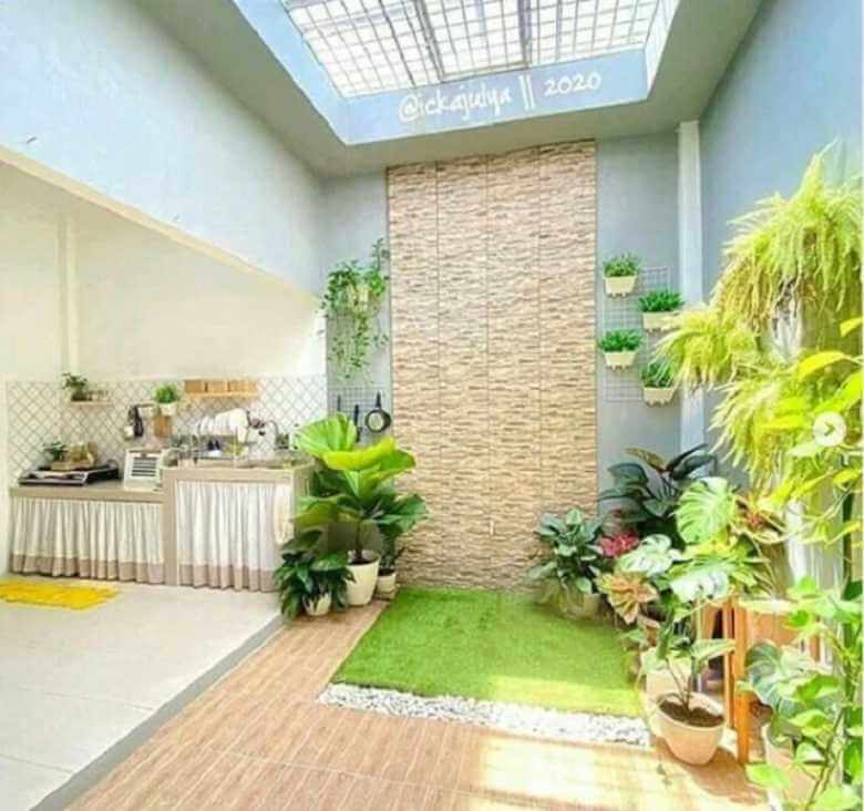 Taman belakang konsep indoor