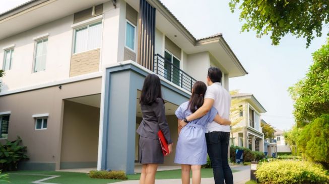 Tips Membeli Rumah dengan Gaji UMR dan Program Subsidi yang Tersedia