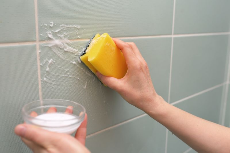 Cara Alami Membersihkan Kerak Kamar Mandi dengan Bahan di Dapur
